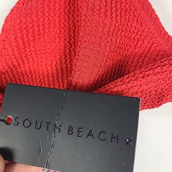 NWT South Beach Curve Knot Front Bikini Top Red Swimwear Sz US 16 - Picture 5 of 8